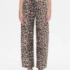 PE-24216-Brown-Baum-Leopard-1