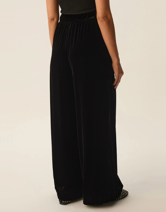 PE-iristrouse-Black-4